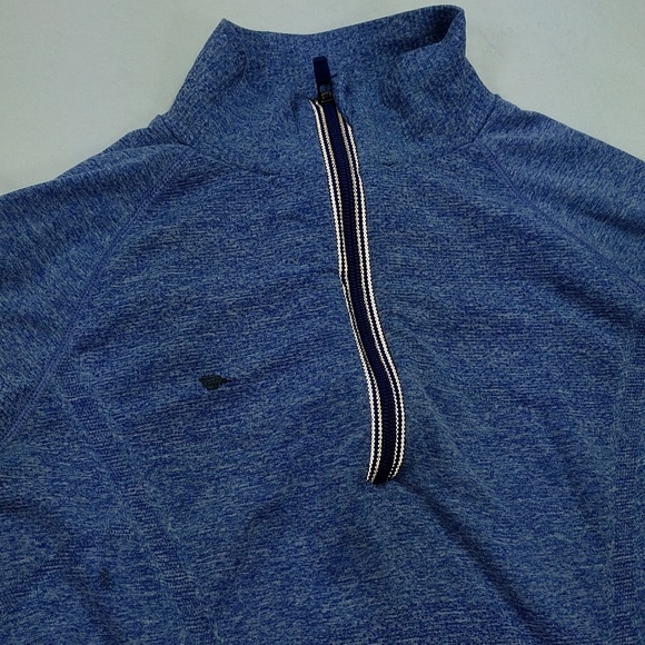 Long sleeve half-zip athletica top w/ thumb holes - Picture 4 of 8